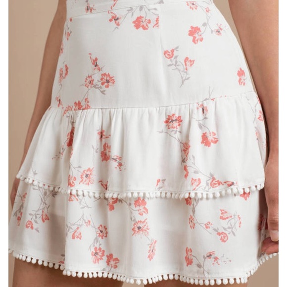 Two piece set - Picture 3 of 3